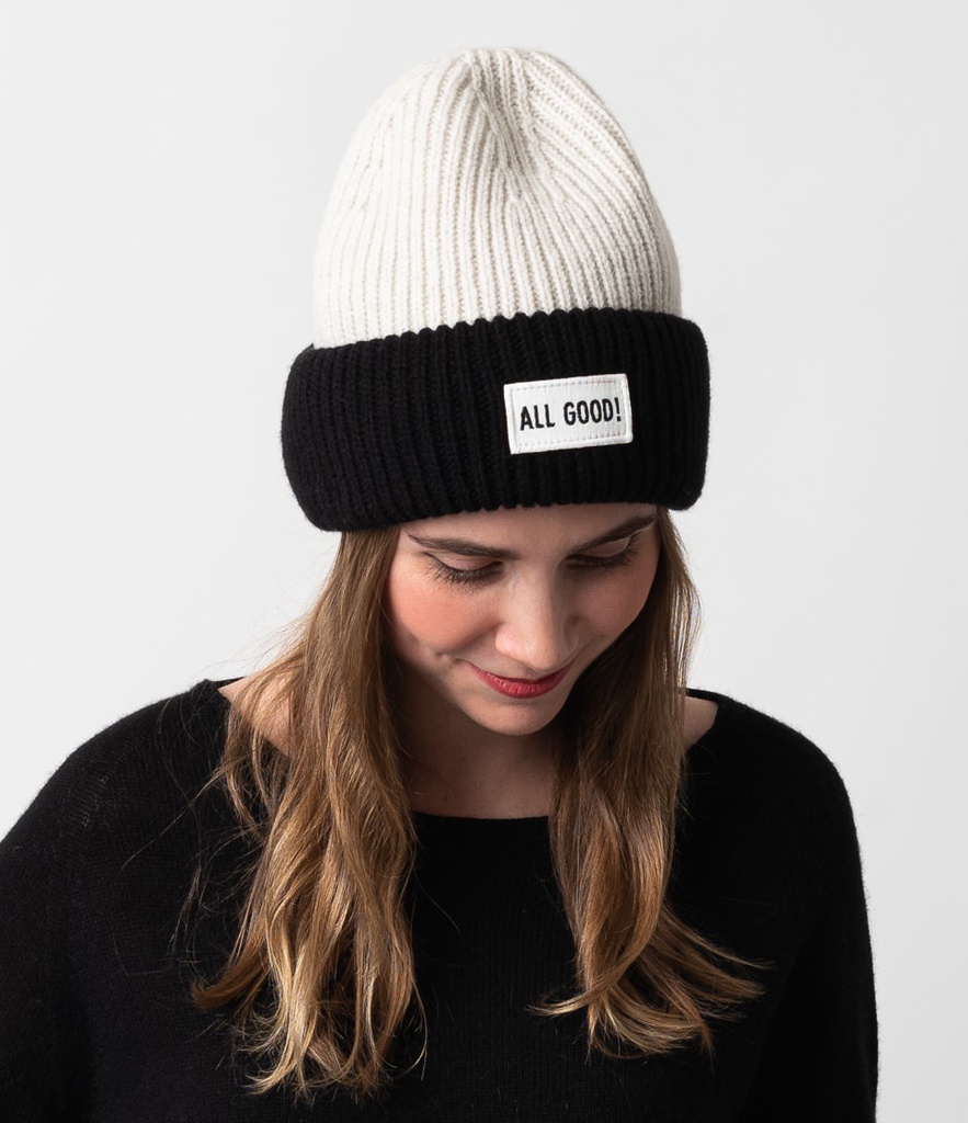 MBS_LOBN01_0299_NATURE DEEP BLACK_BEANIE_MERINO CASHMERE_M2-2.jpg