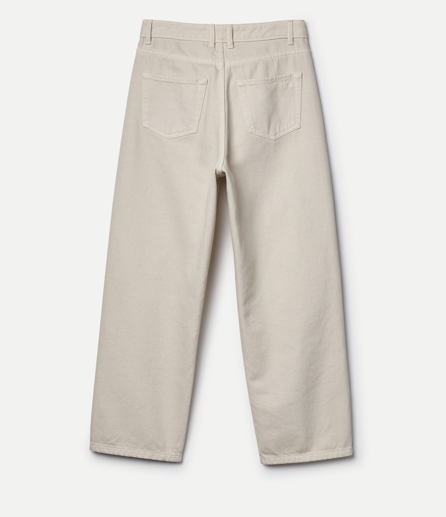 PANTS08_02_02.jpg