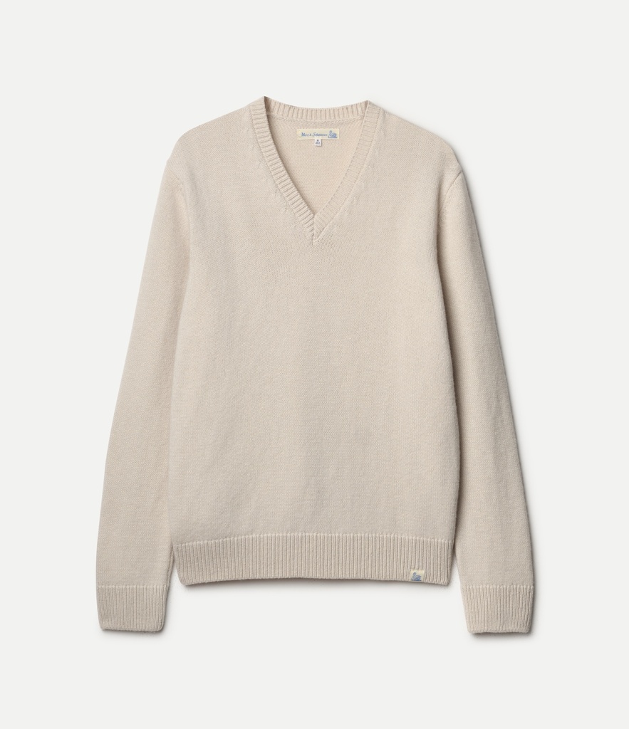 VNECK01MC.04.jpeg